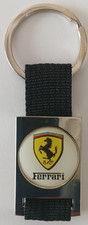 PORTE CLEFS  METAL  AUTOMOBILE  "FERRARI"