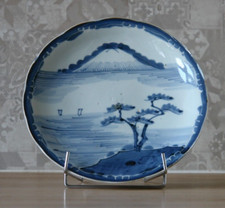 ASSIETTE EN FAIENCE JAPONAISE IMARI / DECORS MONT FUJI - CIRCA 1840