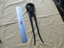 Outil ancien - grosse tenaille