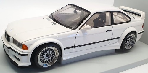 Models scale model car - models, 1/18