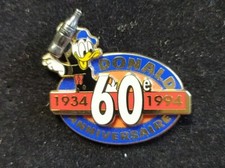 RARE PINS PIN'S PIN DISNEY COCA-COLA DONALD 60 ANS TRIPLE MOULE