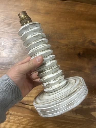 Pied lampe bois tourné - de,