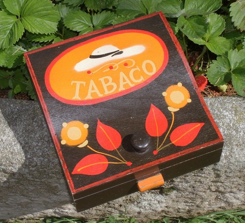Boîte cigares tabac - à,