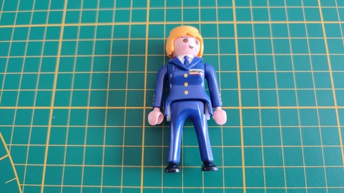 Personnage pilote femme