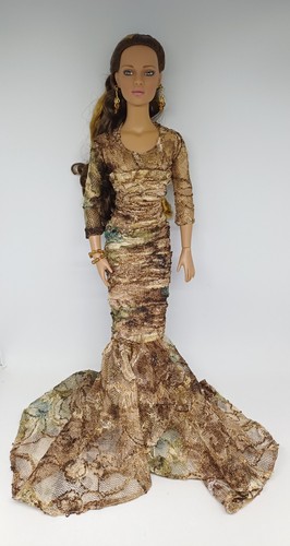 Tonner doll runway rave - tonner,