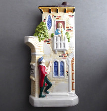 BOUTEILLE type GARNIER vide en céramique décor ROMEO ET JULIETTE N° 897