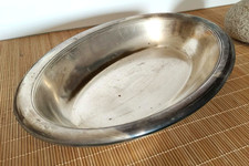 Plat ovale ancien métal
