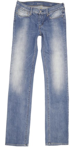 Levi slight curve - curve, femme