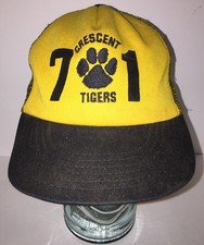 VTG 1970'S DISTRESSED Crescent