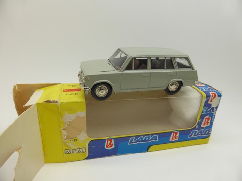Lada vaz 2102 grise combi - combi, 1/43
