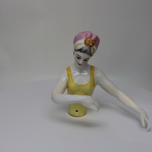 Demi poupee figurine - figurine, mata