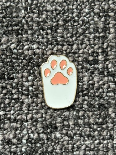 Pin émaillé métal - pin’s,
