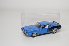 A94 1:64 3 POUCES M2 PLYMOUTH