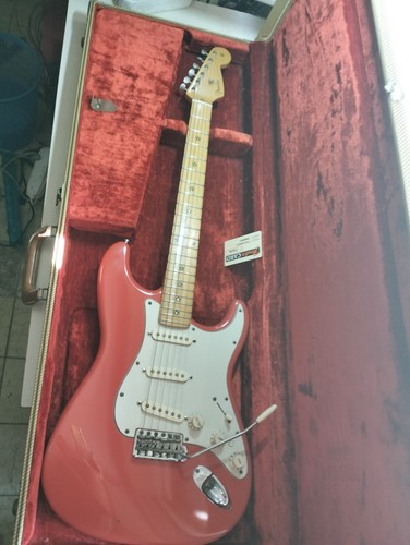 1999 fender stratocaster - 1999,