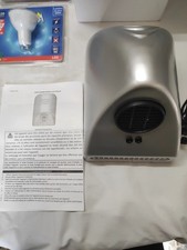 2 Sèche-mains électrique -