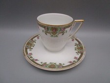 Tasse a café ancienne en