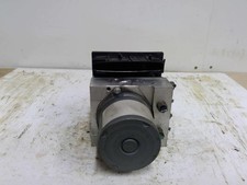 Bloc ABS (freins anti-blocage)