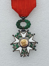 Légion d'Honneur chevalier, argent centres en or, à filets, écrin maison Auroc