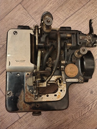 Machine coudre ancienne - machine,
