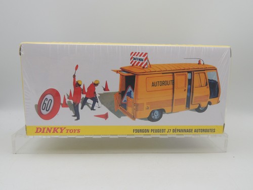 Dinky toys fourgon peugeot - -,