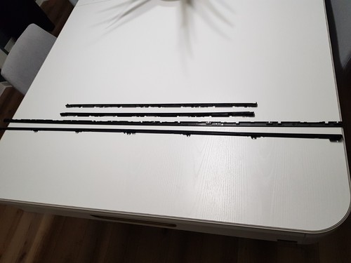 Pièce contour support - /,