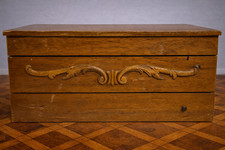 Coffret ancien en bois avec