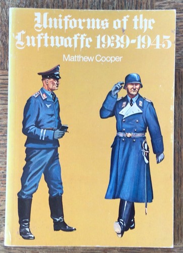 Livre uniforms the - of,