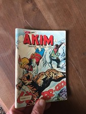 PETIT FORMAT BD AKIM 439  mon