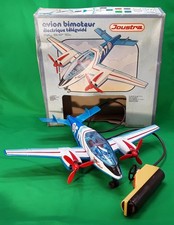 AVION BIMOTEUR ÉLECTRIQUE TÉLÉGUIDÉ- JOUSTRA