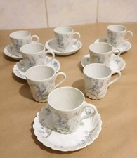 tasses à café en porcelaine