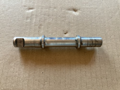 Axe pédalier acier vélo - axe,