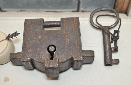Verrou plaque fer - plaque,