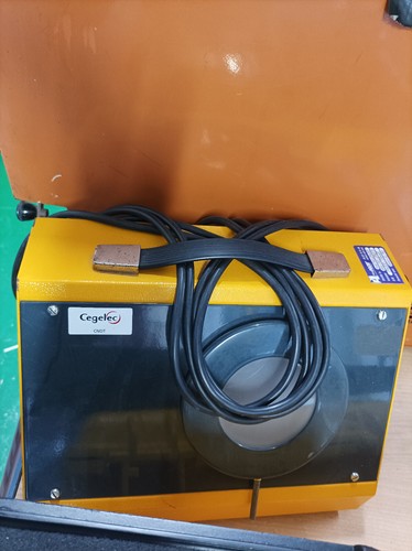 Lot négatoscope halogène - halogène, a