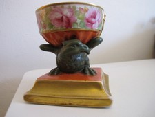 ENCRIER ANCIEN SUPPORT REPRESENTANT UN AIGLE