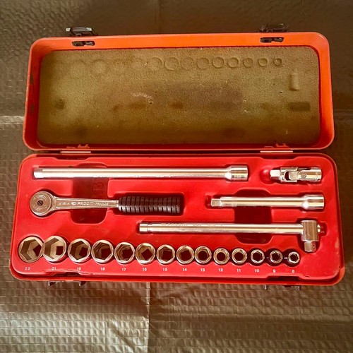 Facom vintage ratchet - ratchet, socket