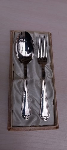 Ensemble deux couverts de - de,