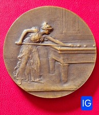 Fabricant de Billard - Très Rare Art Nouveau Femme Jouant Au Billard Vers 1910