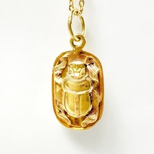 Vintage 18k Gold Beetle Pendant, Egyptian scarab Lucky pendant