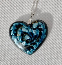 collier avec pendentif