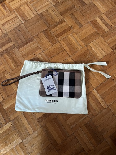Burberry new peyton clutch - clutch,