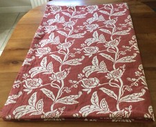 tissu d’ameublement réversible, rouge/crème, occasion très bon état , 400x120cm.