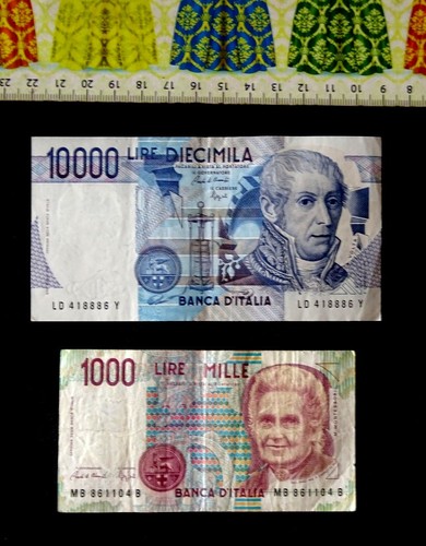 Lot de 2 billets - (, ,