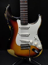 [Fender] Custom Shop Chris