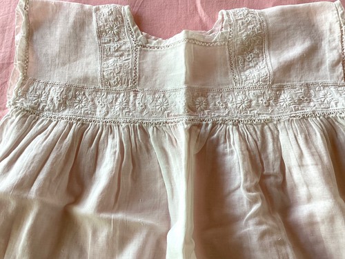 Jolie robe voile brodé - jolie,