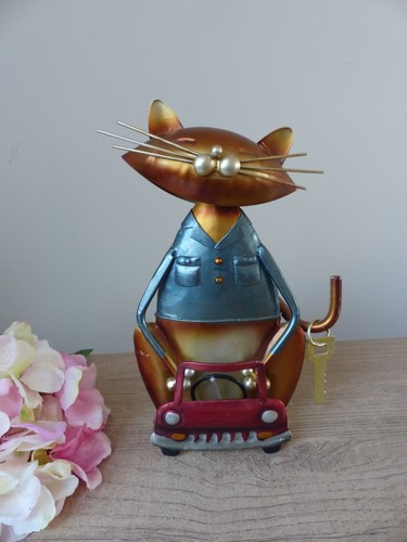 Sculpture vintage chat