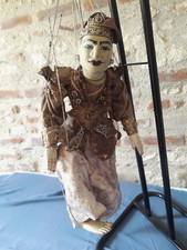 ANCIENNE MARIONNETTE A FILS