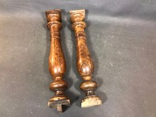 Paire d'anciennes colonnes de meuble en bois noyer restauration meuble ancien