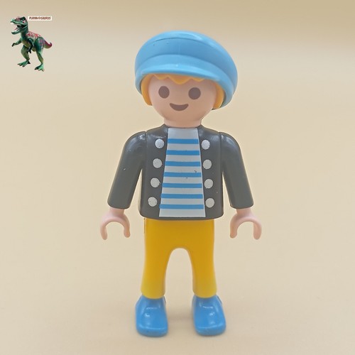 Playmobil-figurine-enfant-pira