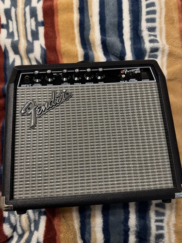 Fender frontman 15g 15w - fender, solid
