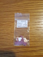 Coeurs découpés pour